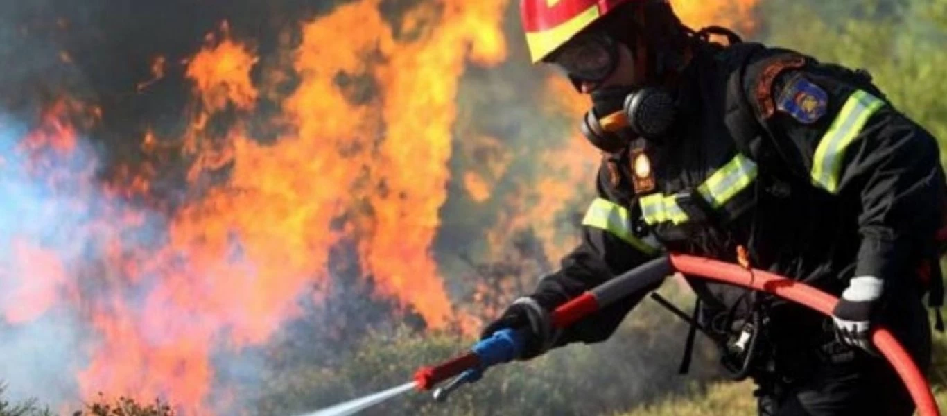 ΓΓΠΠ: Υψηλός ο κίνδυνος πυρκαγιάς σχεδόν σε όλη την Ελλάδα για την Δευτέρα (24/8)